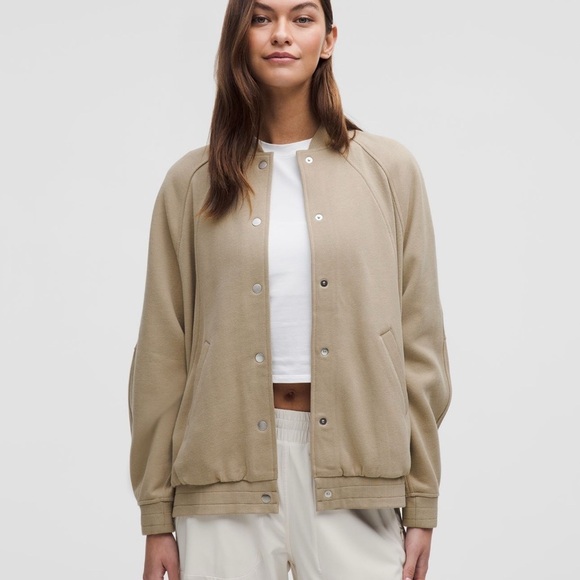Lululemon Scuba Oversized Collegiate Jacket Women's Tan Bomber XS oversized - Picture 1 of 11